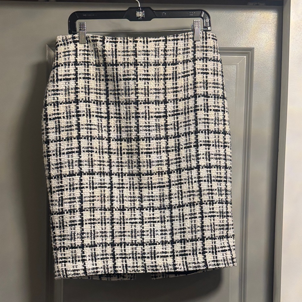 White House Black Market Tweed Pencil Skirt